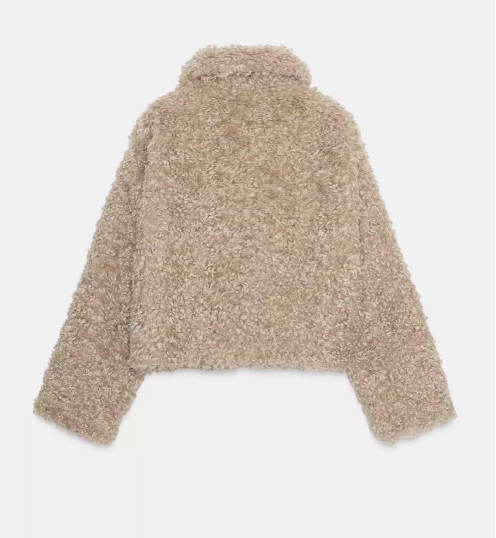 ZARA トグルボタン フェイクファージャケット