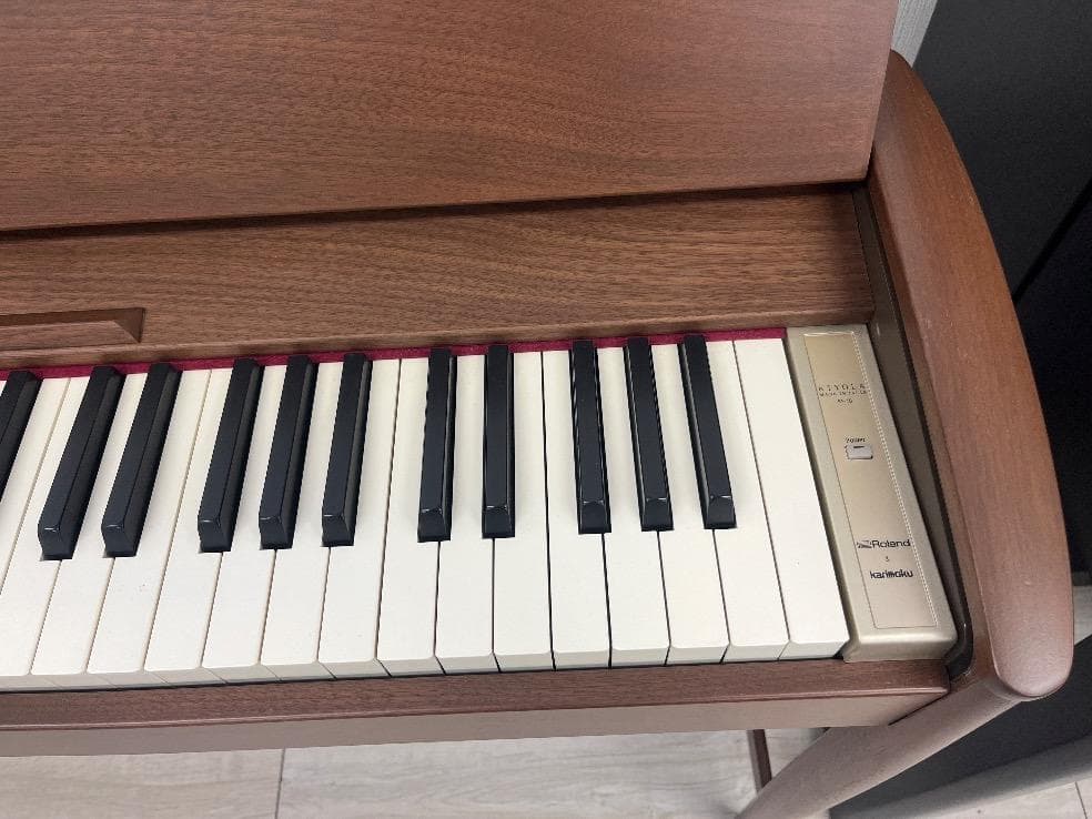 ★74688【電子ピアノ】ROLAND　KF10KW　19年製