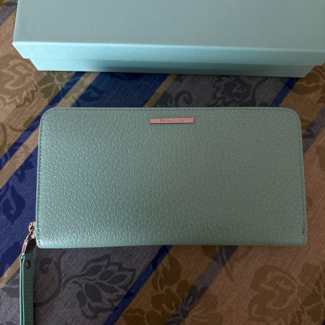 Tiffany & Co. ティファニーブルーの長財布