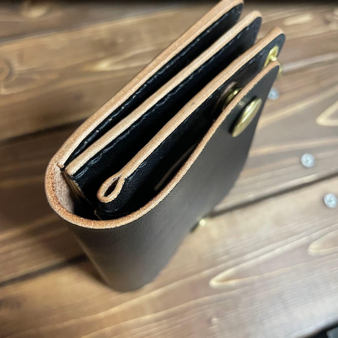 ミドルトラッカーウォレット　栃木レザー　ヌメ革　丘染めブラック