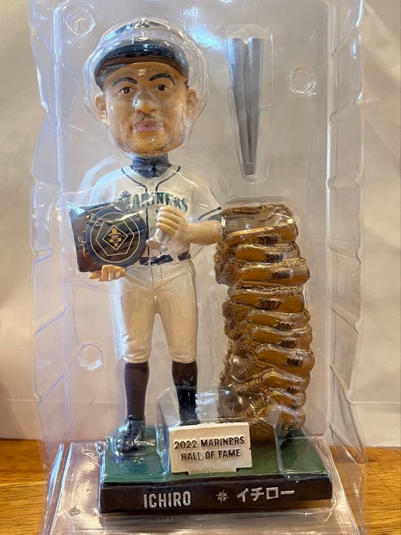 イチロー　ボブルヘッド　非売品　球団殿堂入り記念
