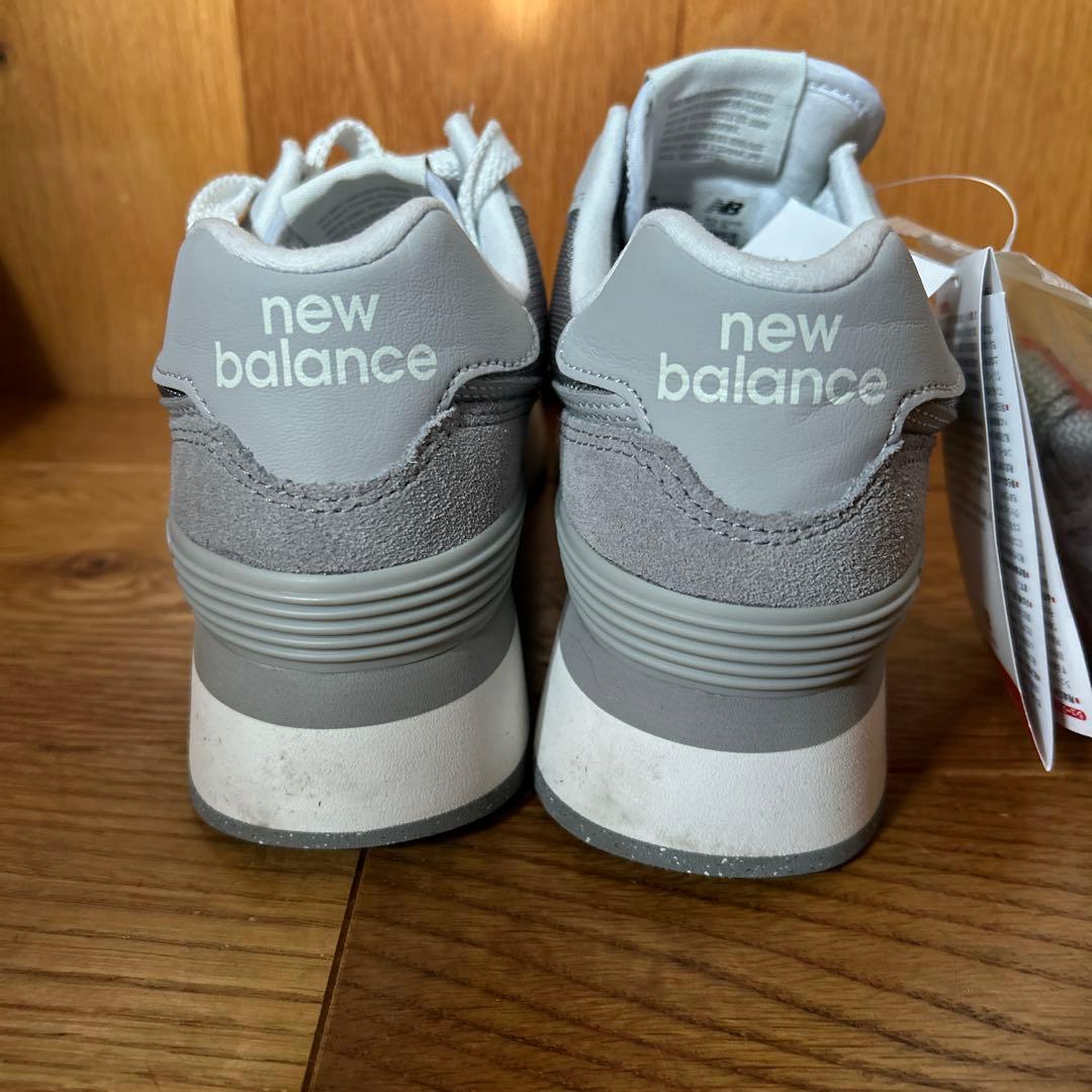 新品タグ付き　New Balance 574 グレー スニーカー　24センチ