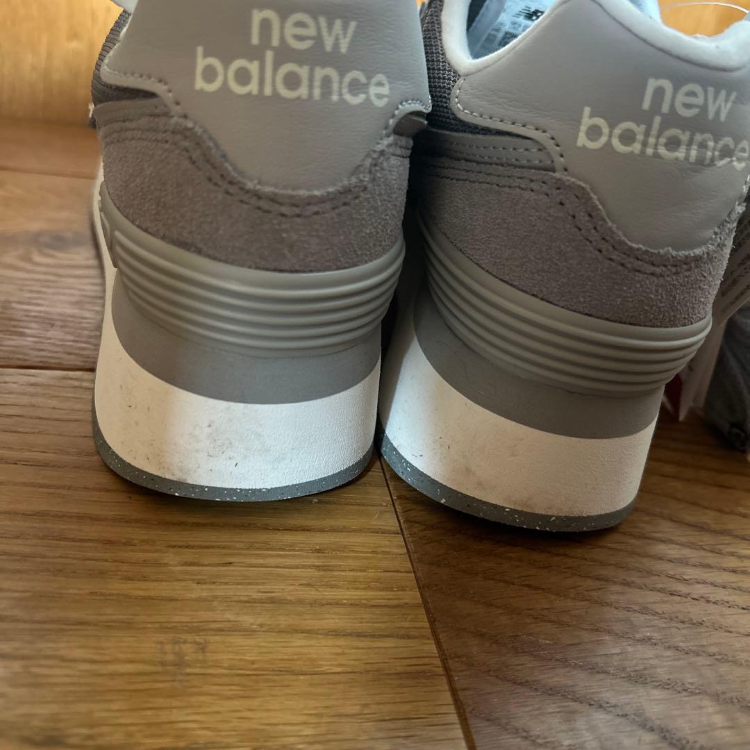 新品タグ付き　New Balance 574 グレー スニーカー　24センチ