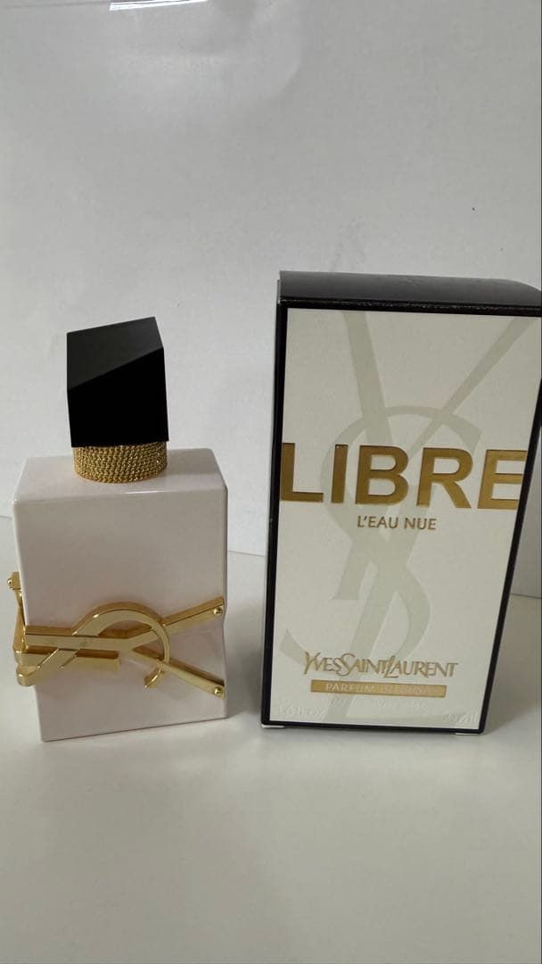 イブサンローラン　リブレローニュ　2.3度使用50m