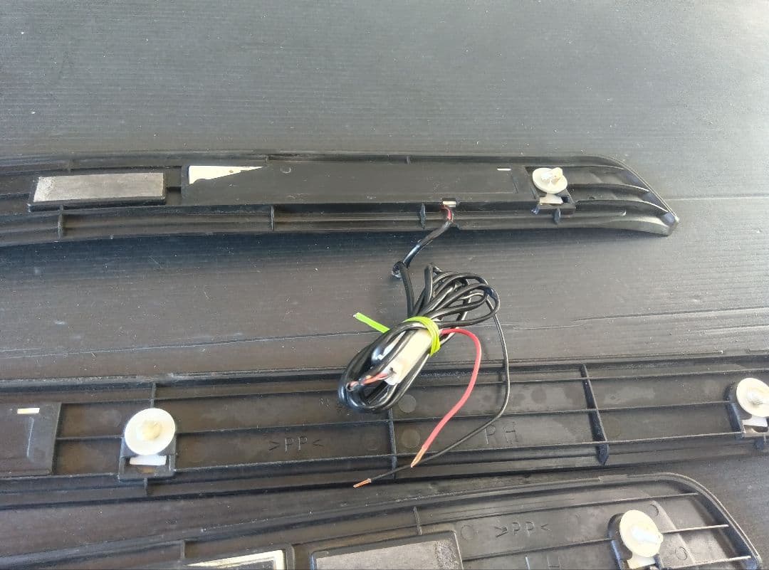 18系クラウン イルミネーションスカッフプレート