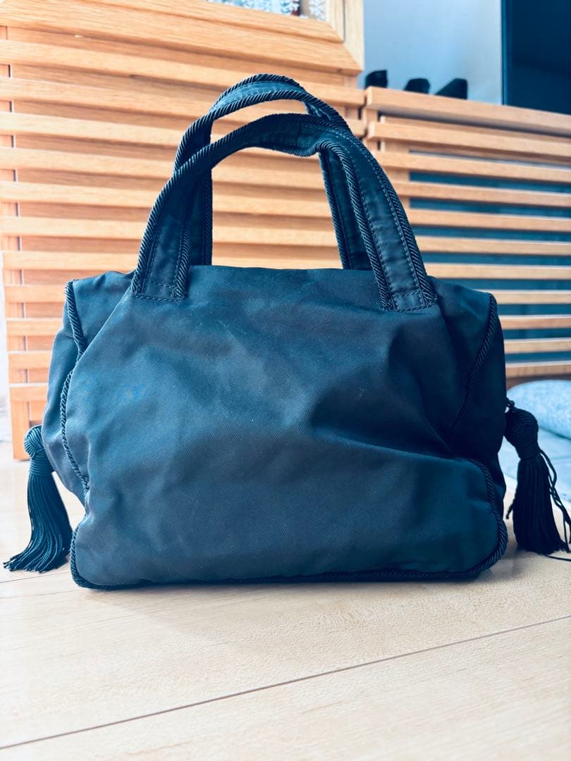 プラダ PRADA ナイロントートバッグ ビーズ 黒 タッセル