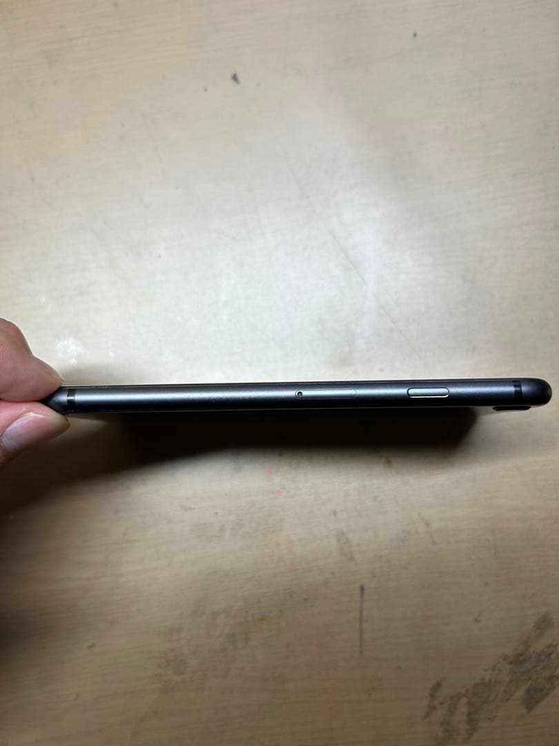 Apple iPhone 8ブラック