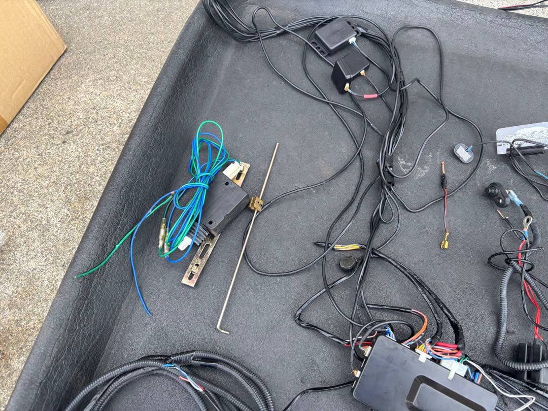 パンテーラセキュリティ　昨年取り付け　35万円