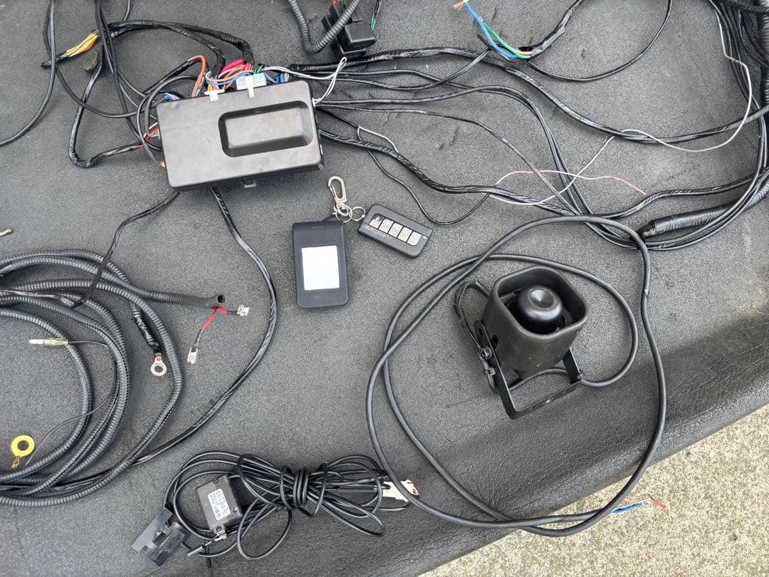 パンテーラセキュリティ　昨年取り付け　35万円