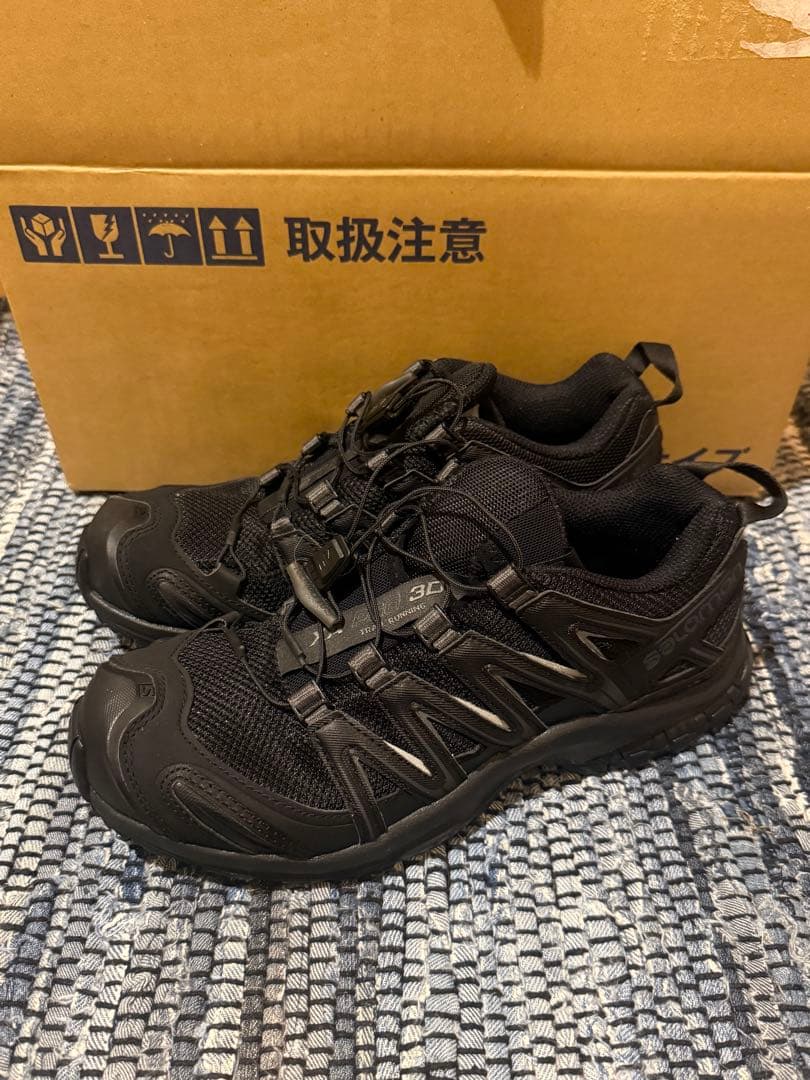 Salomon XA Pro 3D ブラックスニーカー