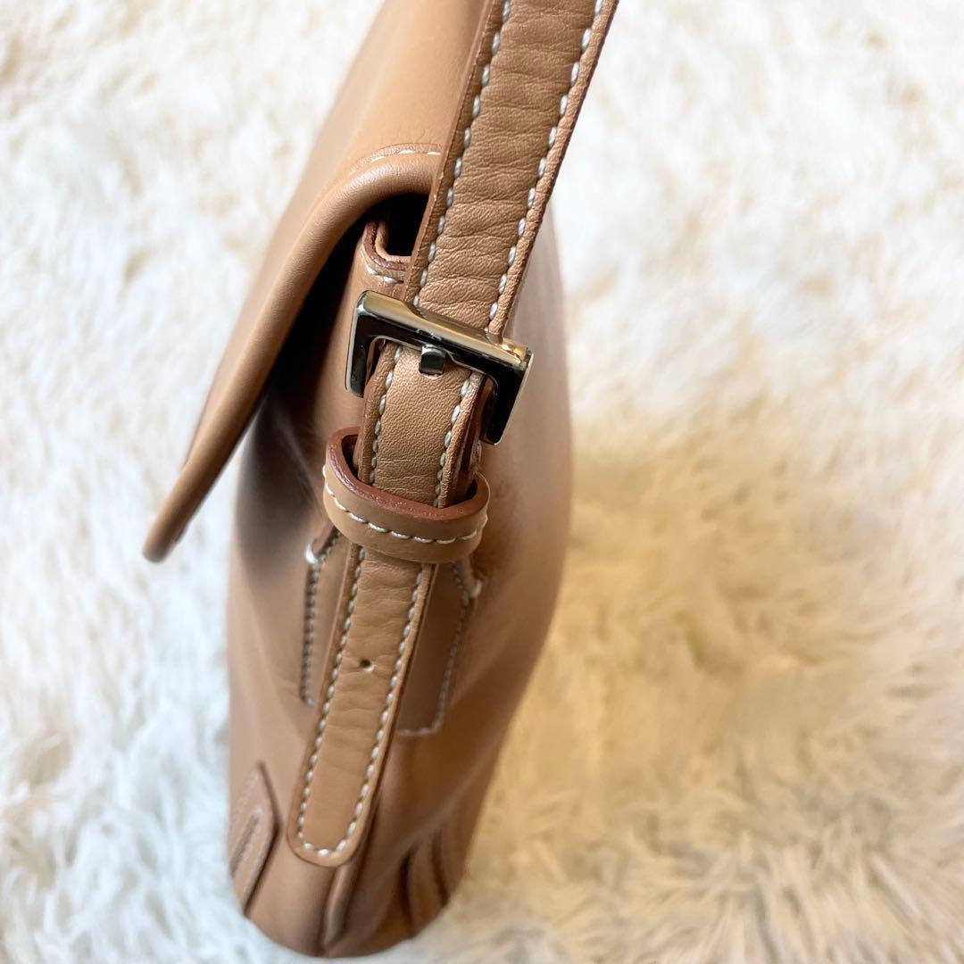 美品★Burberry オールレザー ショルダーバッグ ベージュ ノバチェック