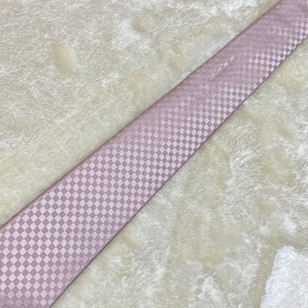 新品級✨ルイヴィトン　マイクロダミエLVロゴ　薄ピンク　光沢感　結婚式　大剣8㎝