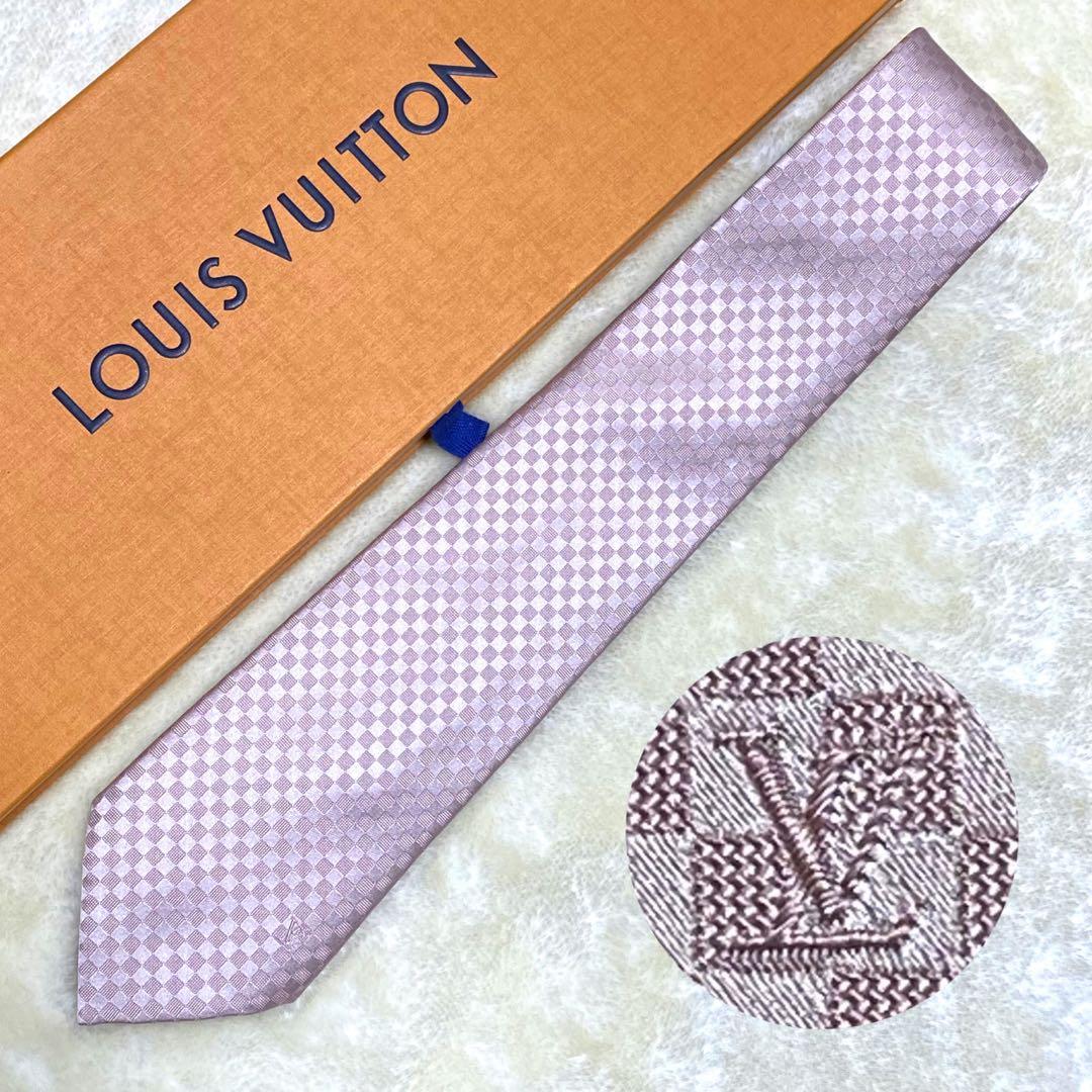 新品級✨ルイヴィトン　マイクロダミエLVロゴ　薄ピンク　光沢感　結婚式　大剣8㎝