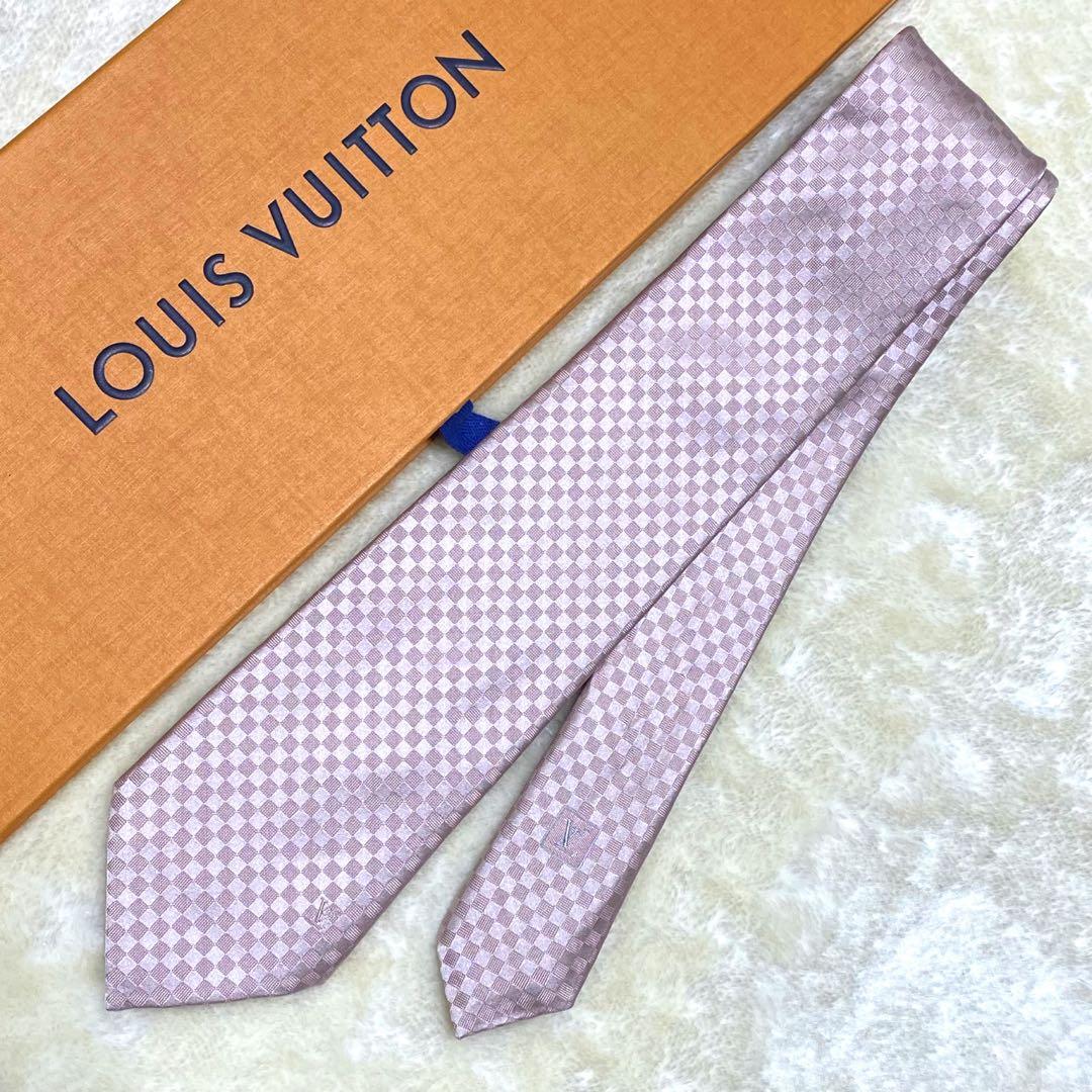 新品級✨ルイヴィトン　マイクロダミエLVロゴ　薄ピンク　光沢感　結婚式　大剣8㎝