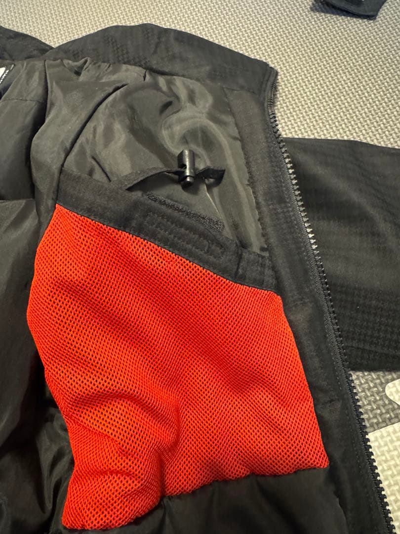 美品:Phenix スキーウェア 上下セット140