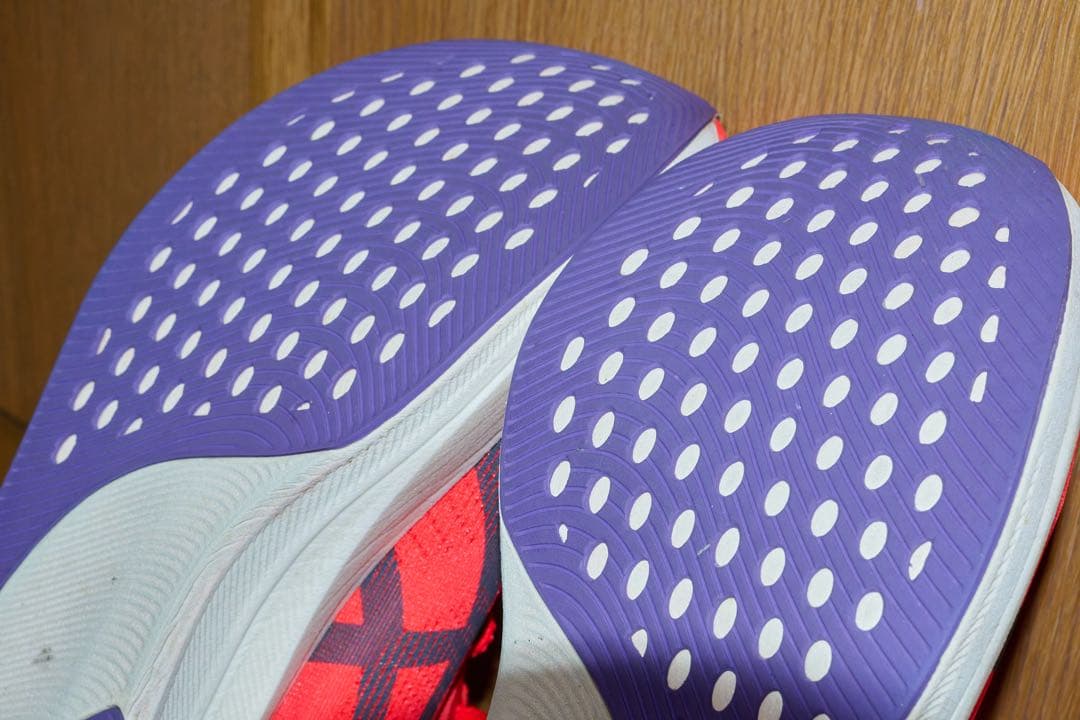 【美品】28cm・asics ランニング s4+ yogiri