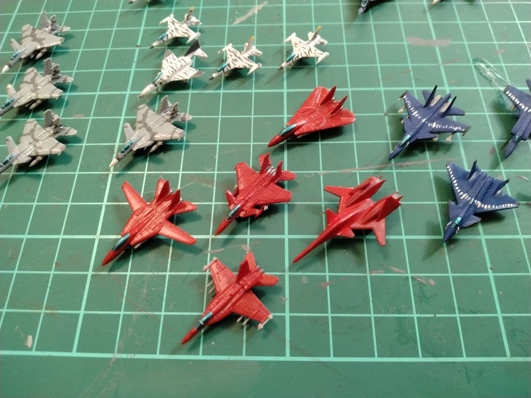 1/700ピットロードスカイウェーブシリーズ等 エースコンバットの名機再現セット