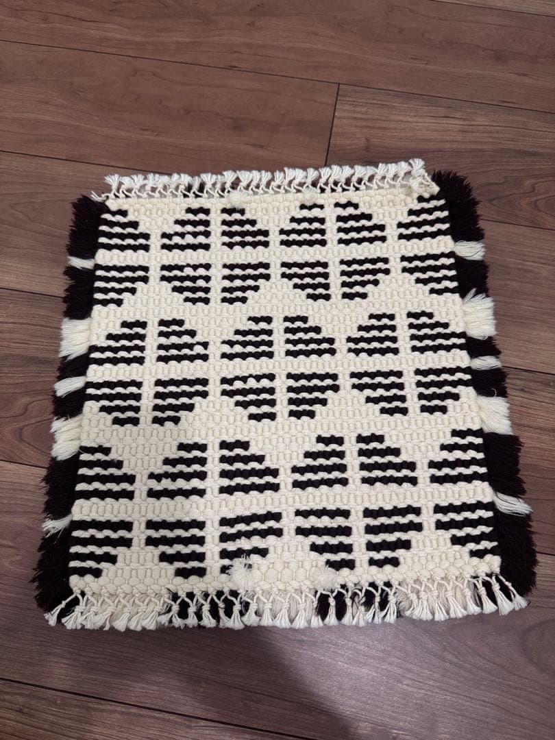 若松由香 手織りの椅子敷