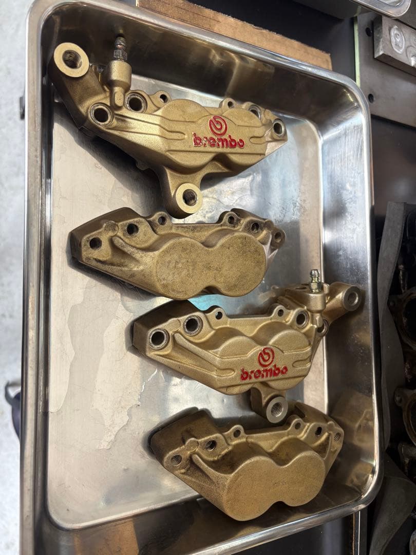 Brembo ブレーキキャリパー 48mm ゴールド