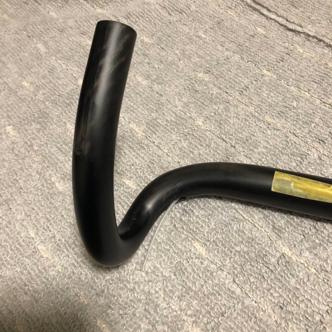 TNI Peloton ロードバイク ハンドル　380mm幅　カーボン