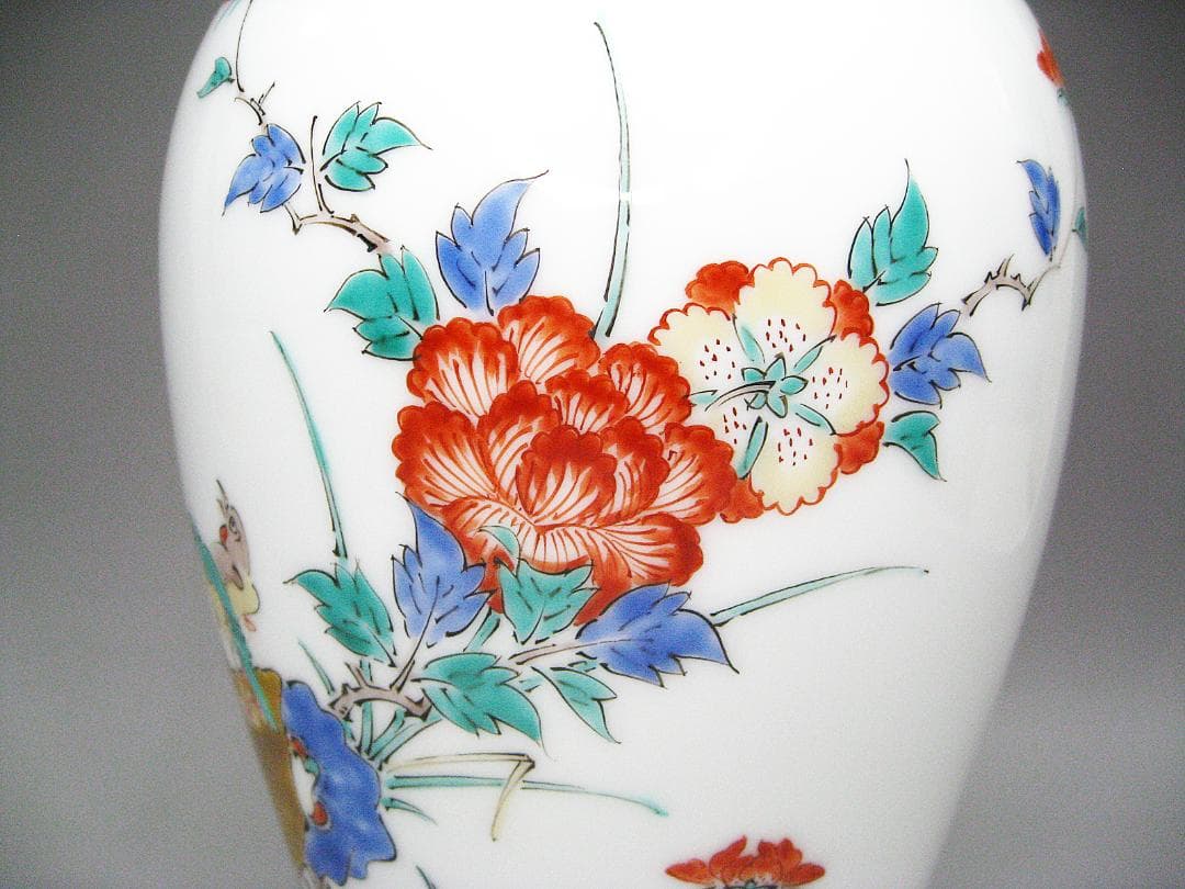 #人間国宝 #十四代 #酒井田柿右衛門 #錦牡丹鳥紋 #花瓶 #共箱 #美品