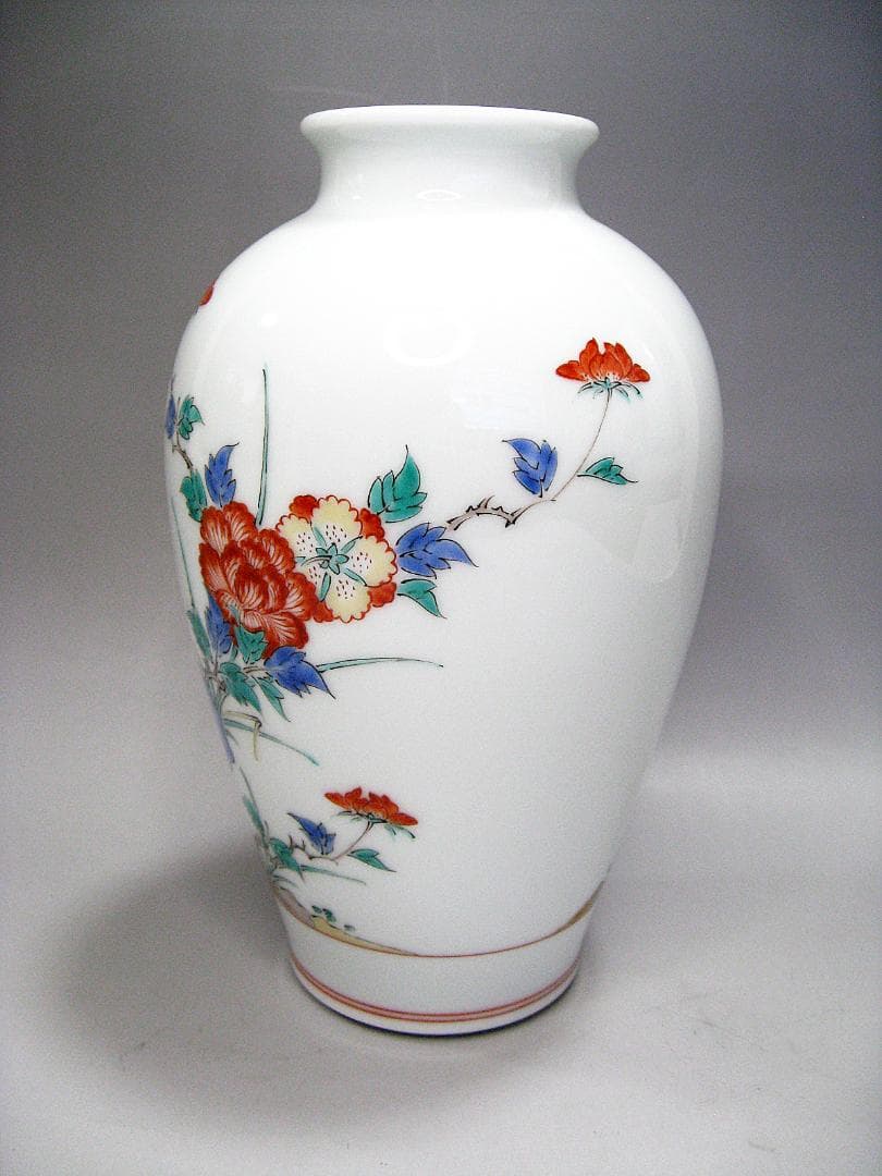 #人間国宝 #十四代 #酒井田柿右衛門 #錦牡丹鳥紋 #花瓶 #共箱 #美品