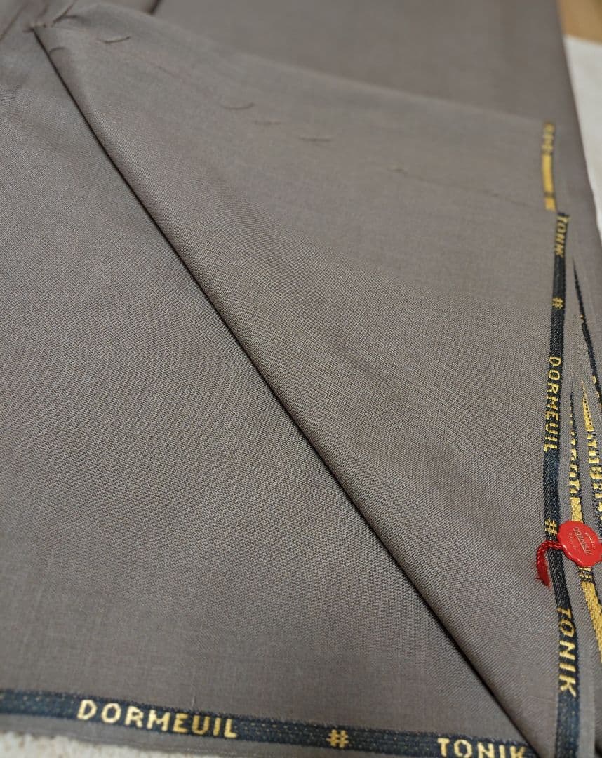 a*様 ヴィンテージ　ドーメルトニック　生地