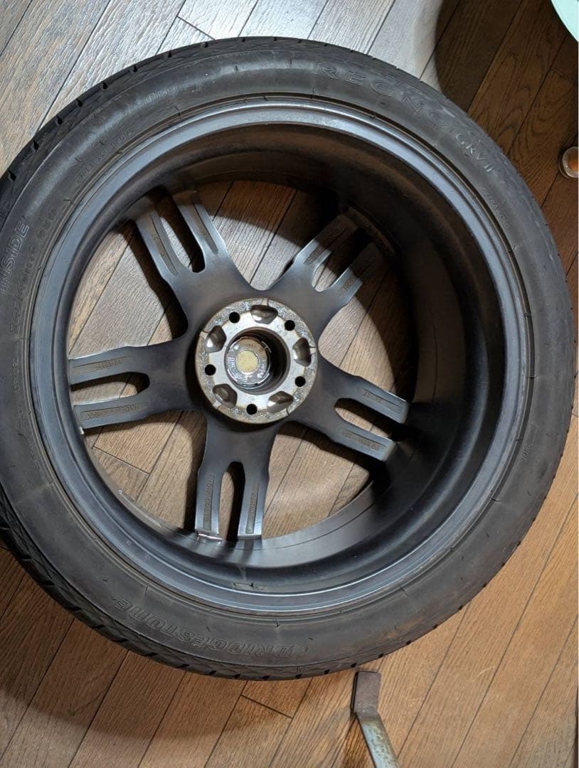 19インチ4本　シャレン　モノブロック 8j+45 pcd114.3 値下げ不可