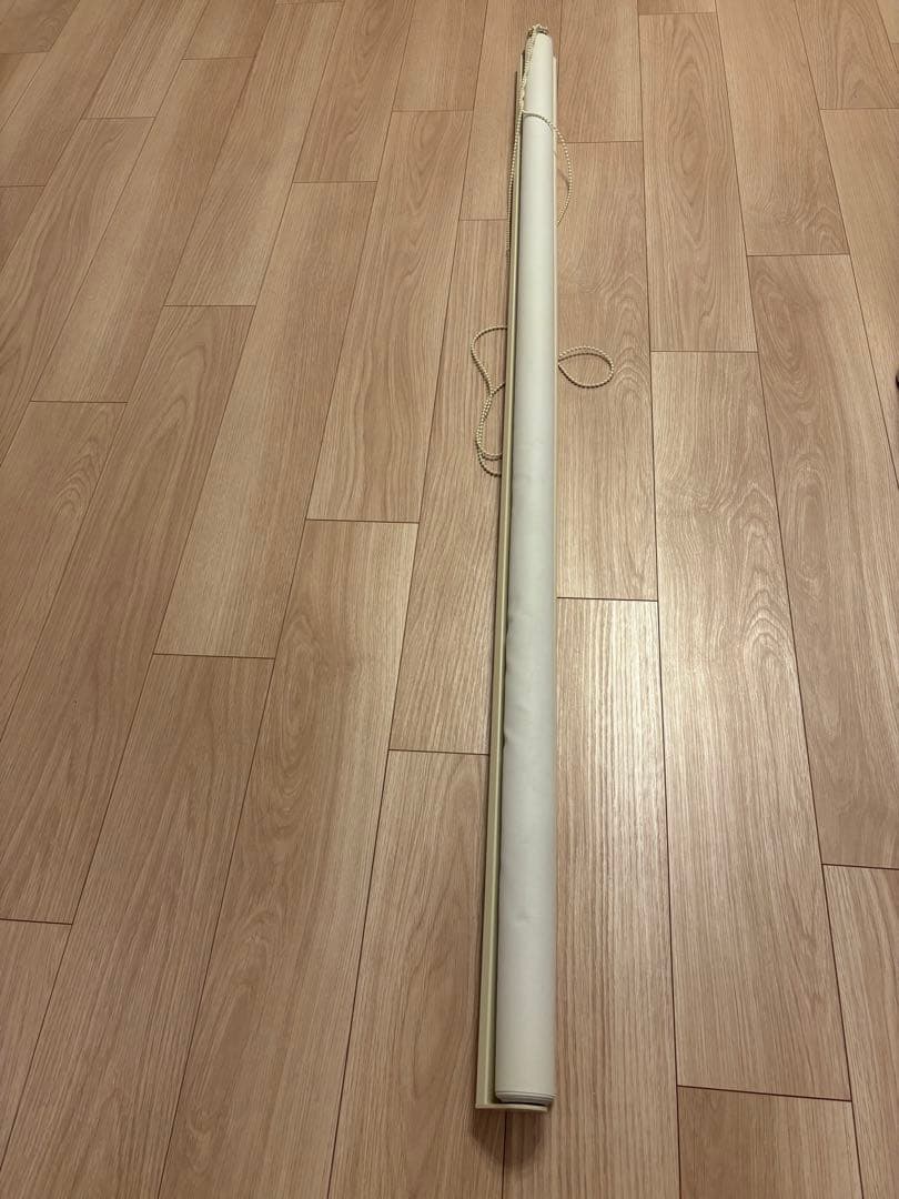 ニトリ　麻入り遮光ロールスクリーン（レプス 165X220)部品、取扱説明書付