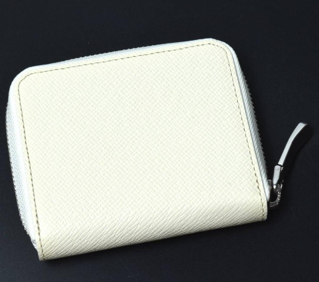 未使用 ペッレモルビダ 牛革 ラウンド コンパクト ウォレット 財布 ホワイト