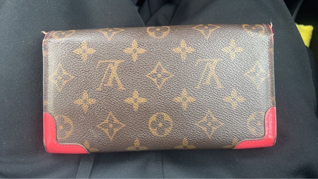 Louis Vuitton モノグラム 長財布 ポルトフォイユサラ