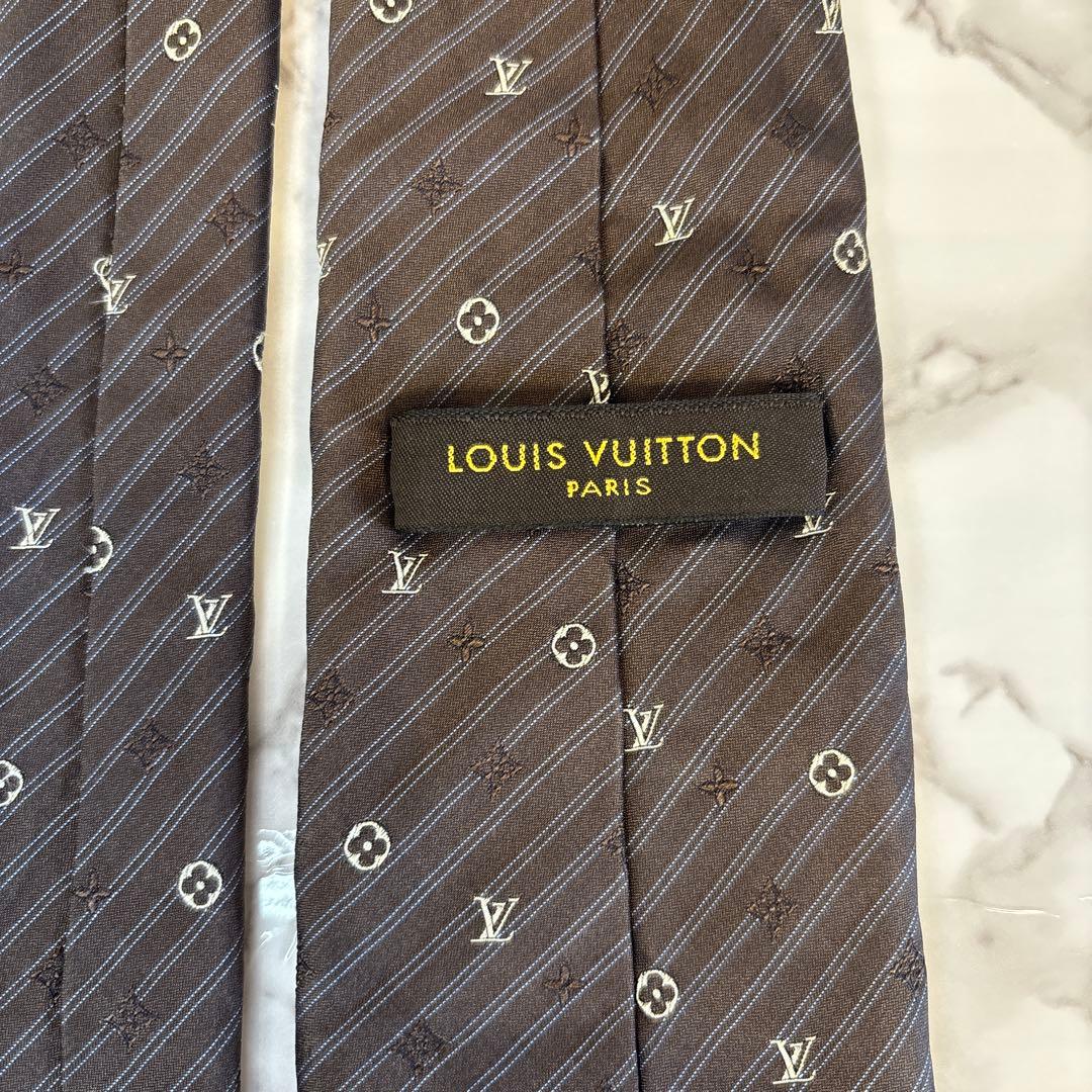 Louis Vuitton ネイビー　ネクタイ　ストライプ　モノグラム