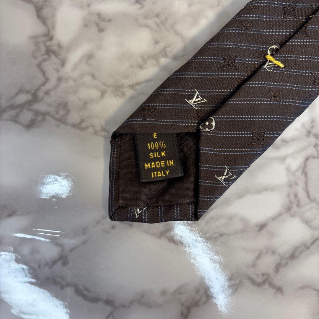 Louis Vuitton ネイビー　ネクタイ　ストライプ　モノグラム