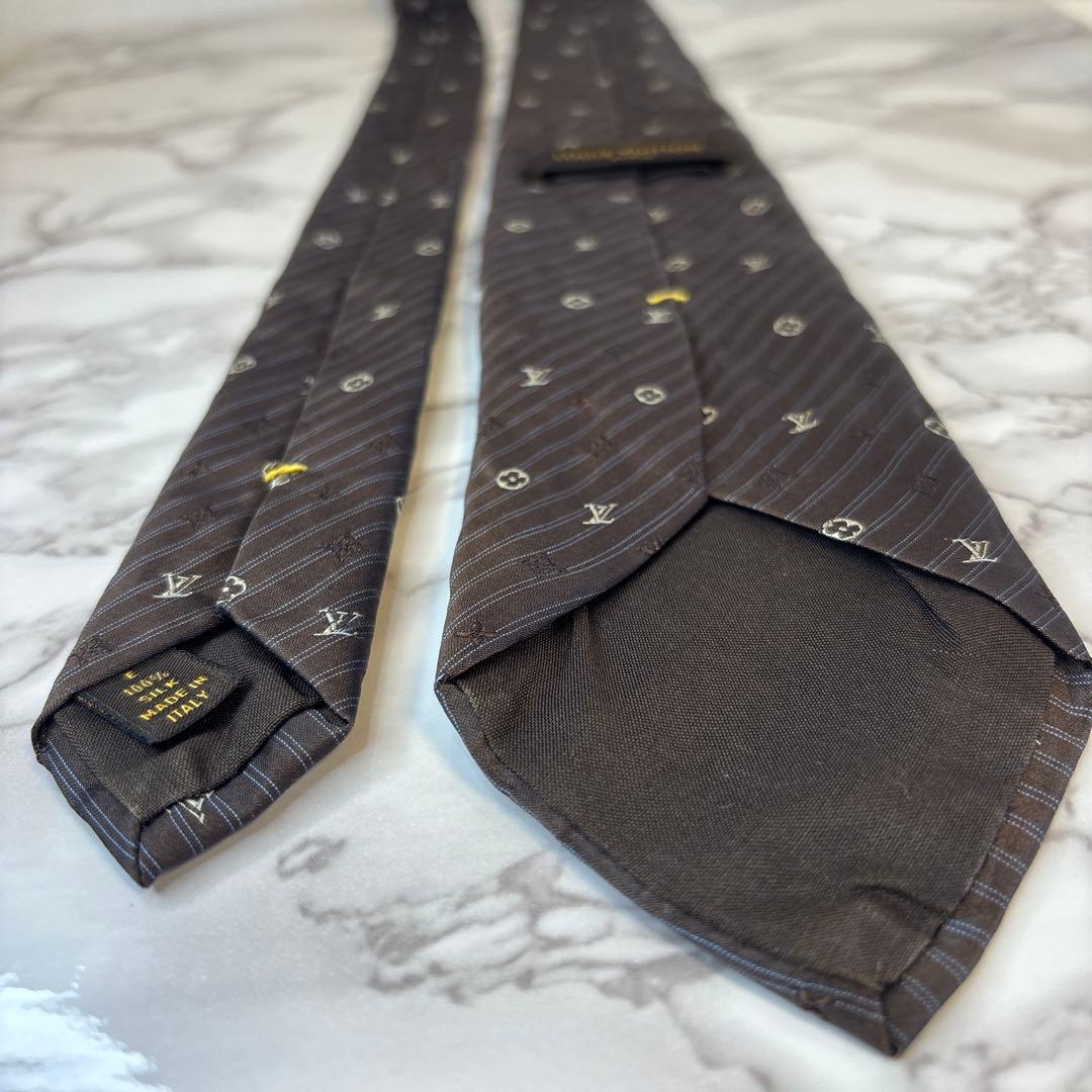 Louis Vuitton ネイビー　ネクタイ　ストライプ　モノグラム