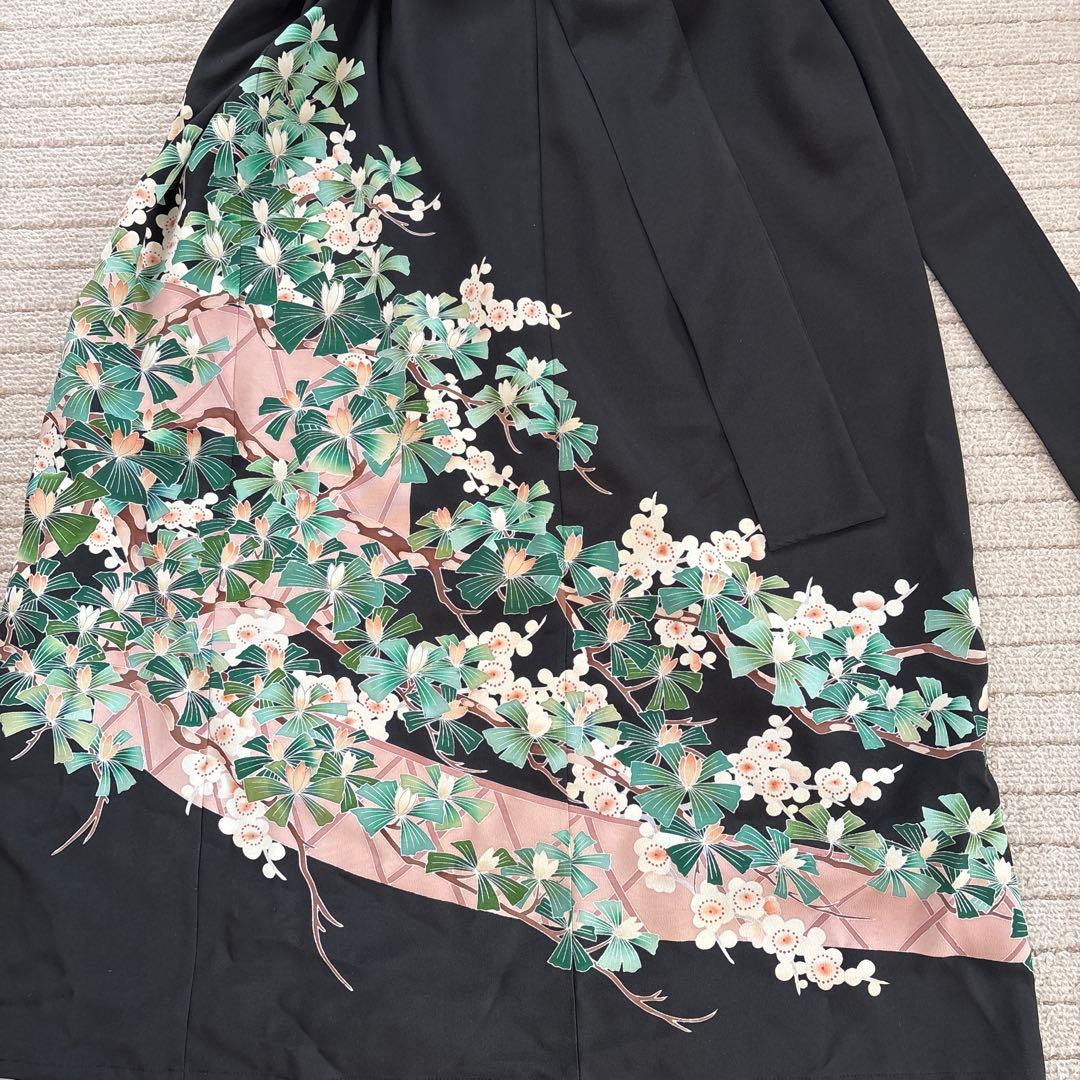 黒留袖　ワンピース　4L 作家物　手描き友禅　V襟　フレア袖　正絹　着物リメイク