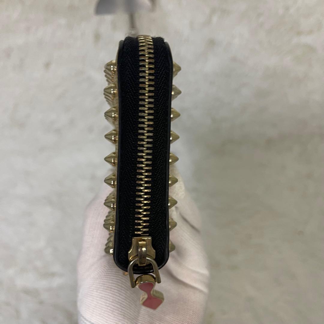 ✨美品✨クリスチャンルブタン スタッズ ラウンドジップ 長財布 レザー ゴールド