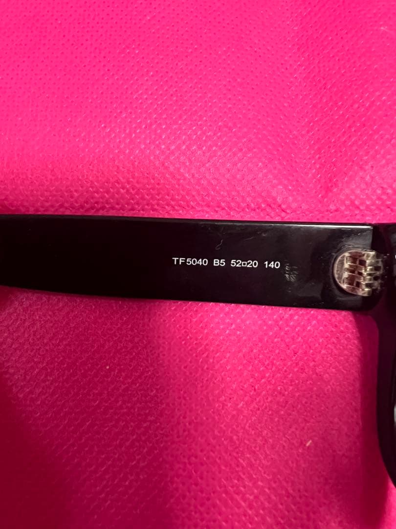 ナ*オ様 TOM FORD ブラック メガネ ケース付き