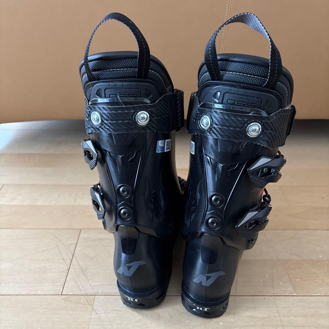 ノルディカ　スキーブーツ