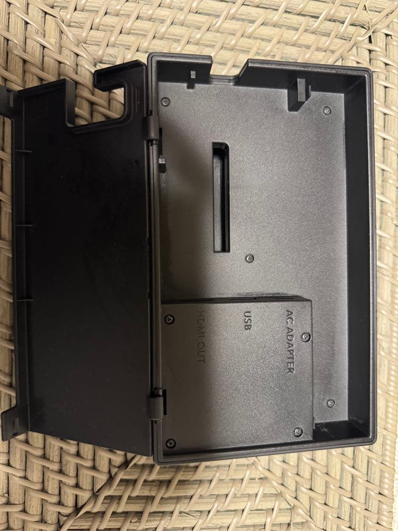 Nintendo Switch ネオンブルー　ネオンレッド