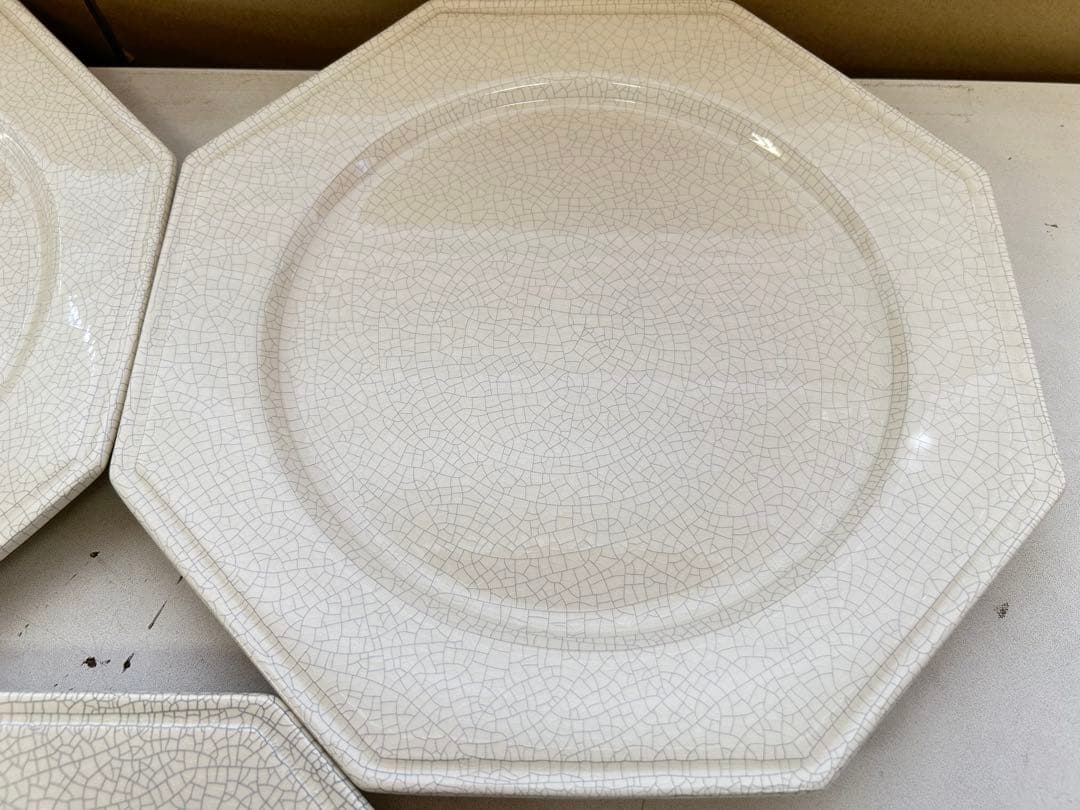 P267未使用品　MOLIN モラン オクタゴナル 皿　パーティ　プレート　3枚