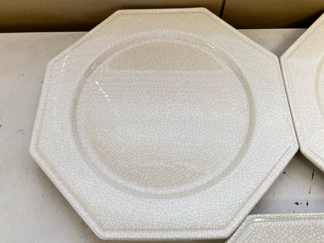 P267未使用品　MOLIN モラン オクタゴナル 皿　パーティ　プレート　3枚