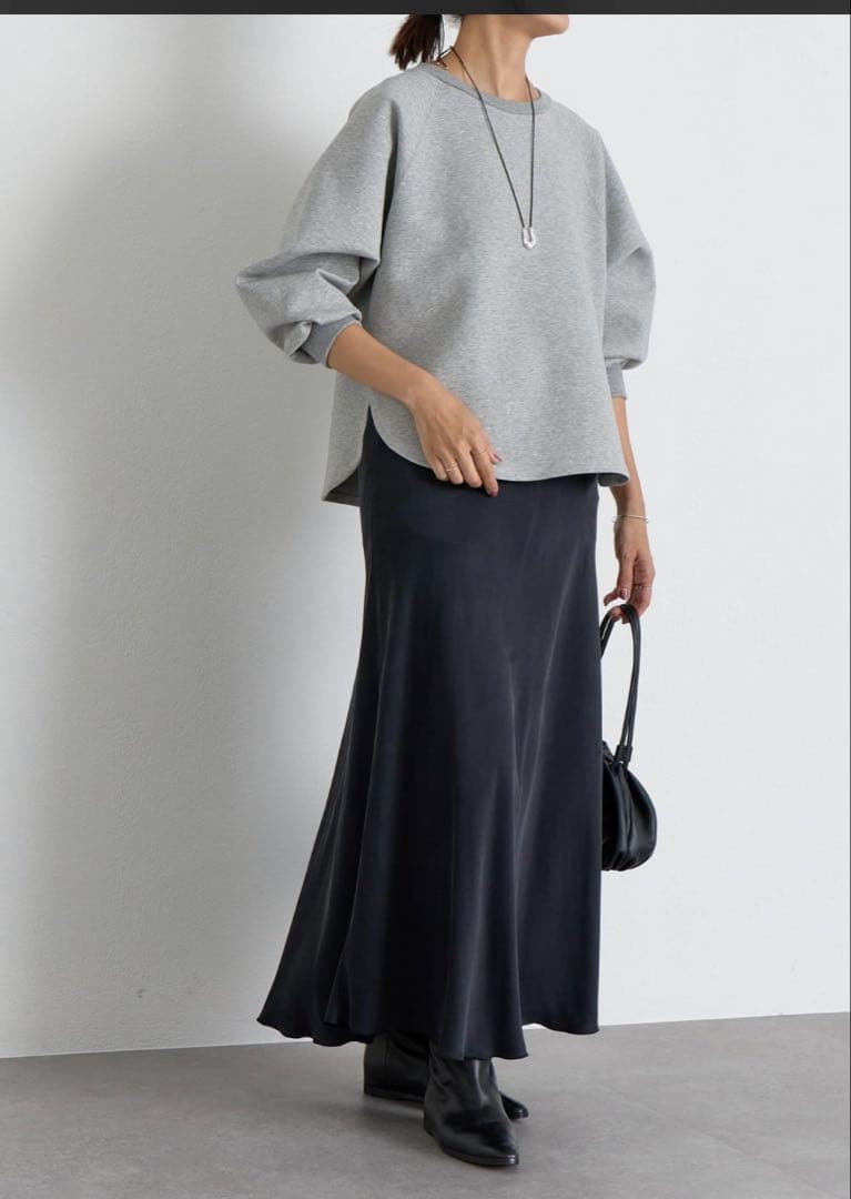 ココさま専用　ビアズリー　ダンボールサークルプルオーバー　新品未使用