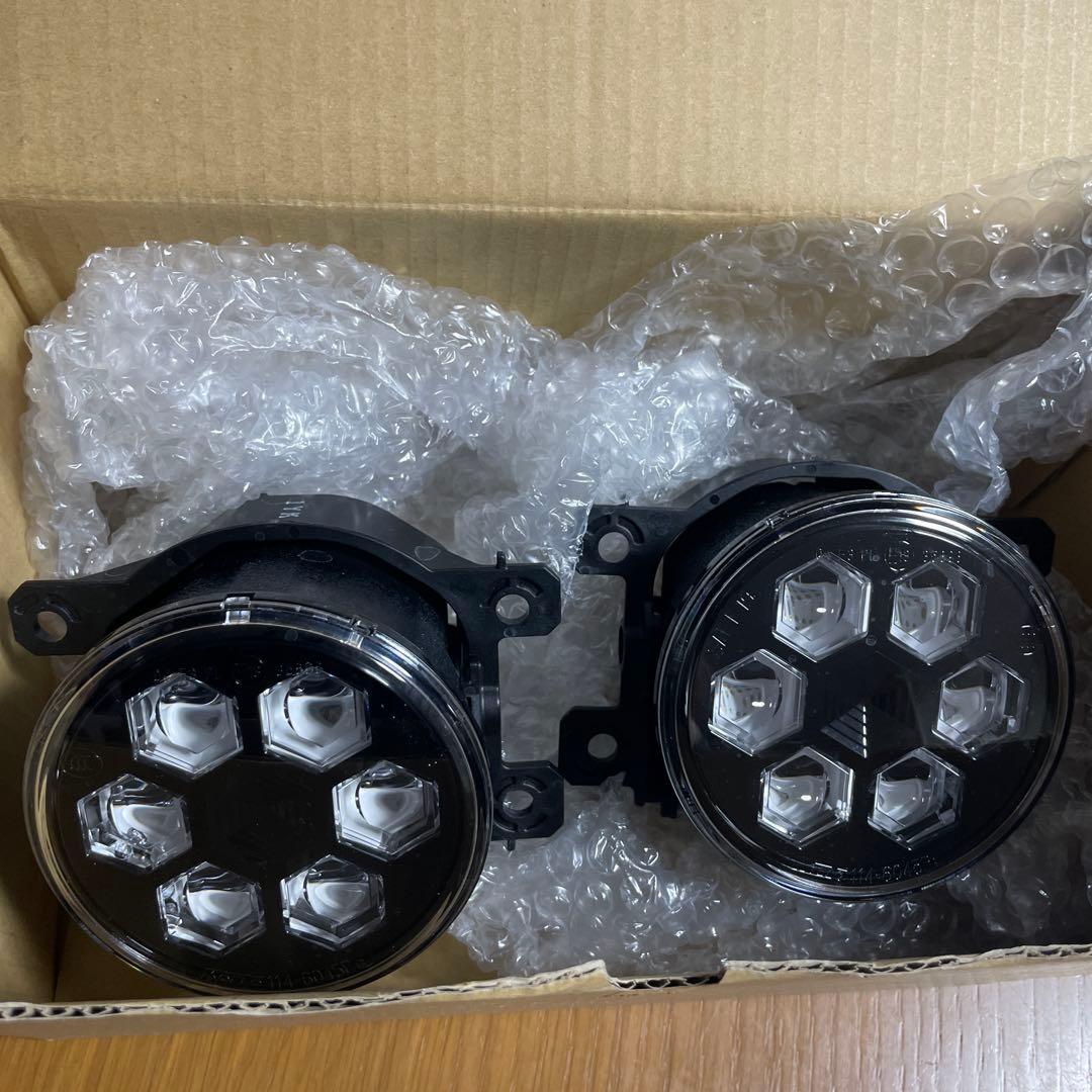 SUBARU 純正フォグランプ