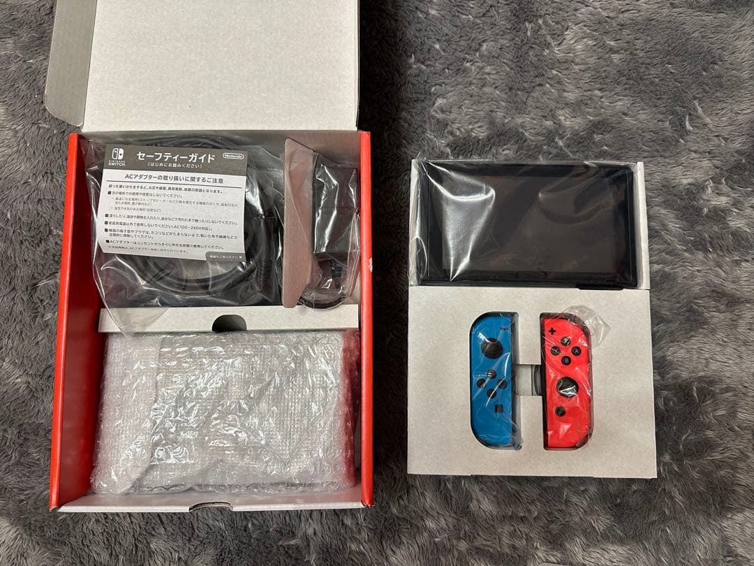 任天堂　Switch バッテリー強化版