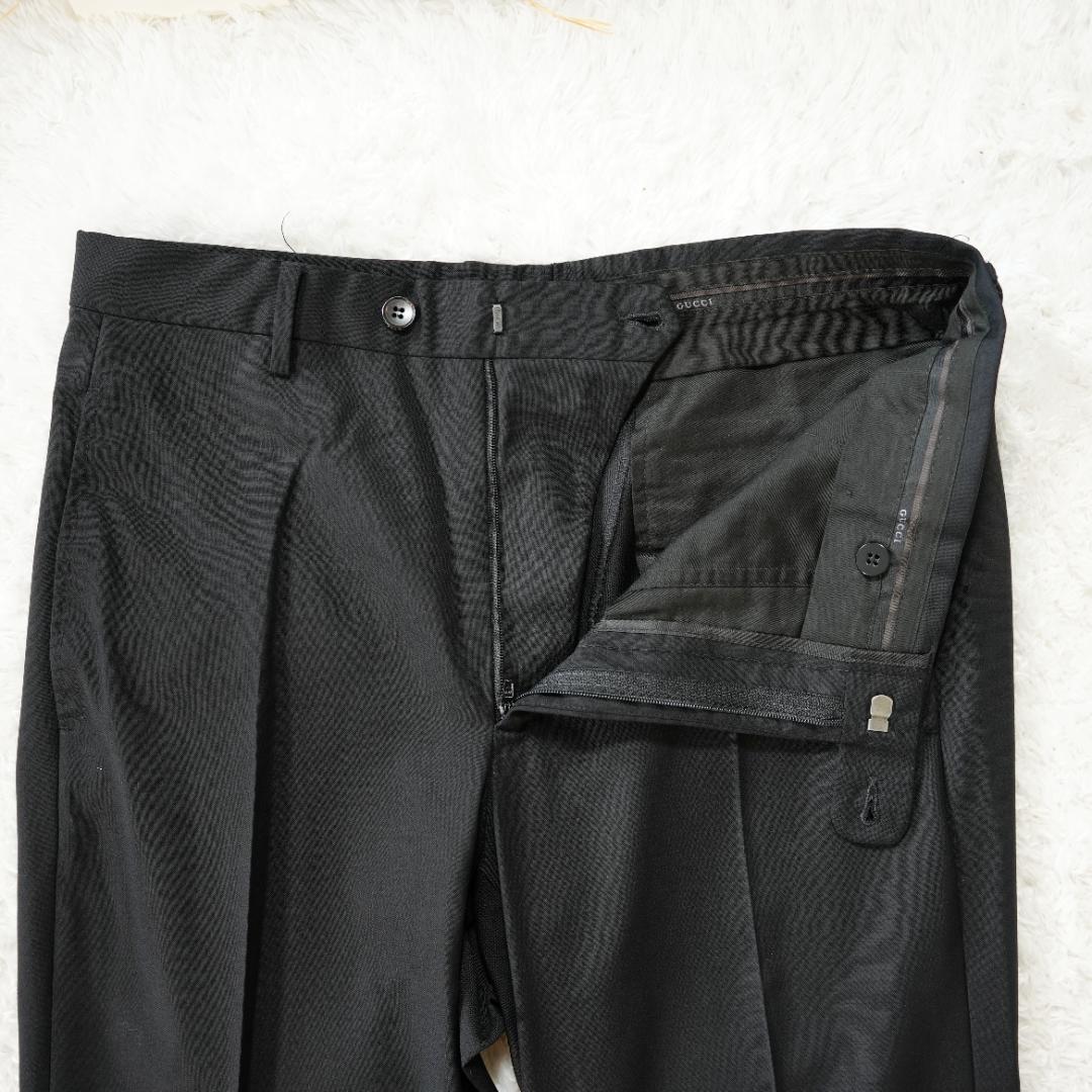 【美品】GUCCI　グッチ　ウールセットアップスーツ　ハンガー付き　ブラック