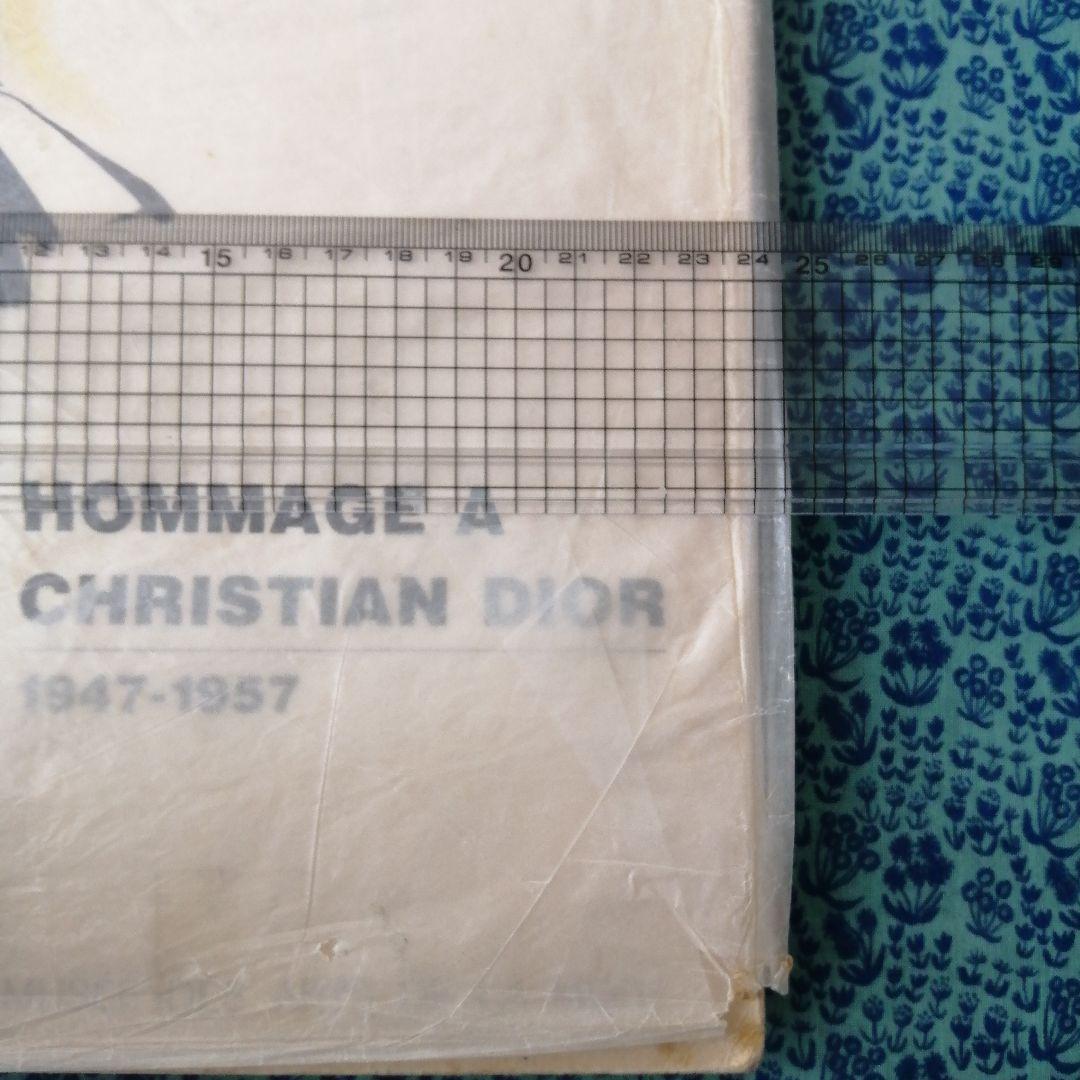 洋書　ディオール　ファッション　本