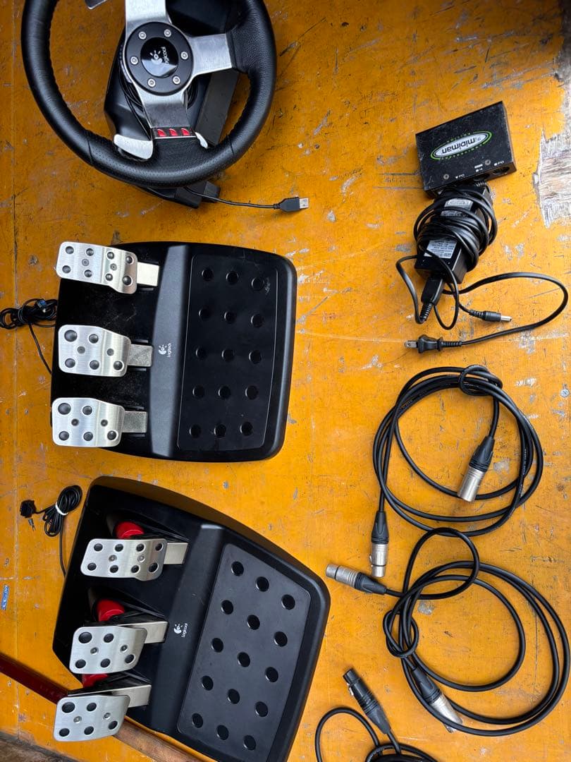 Logicool ハンドルコントローラー