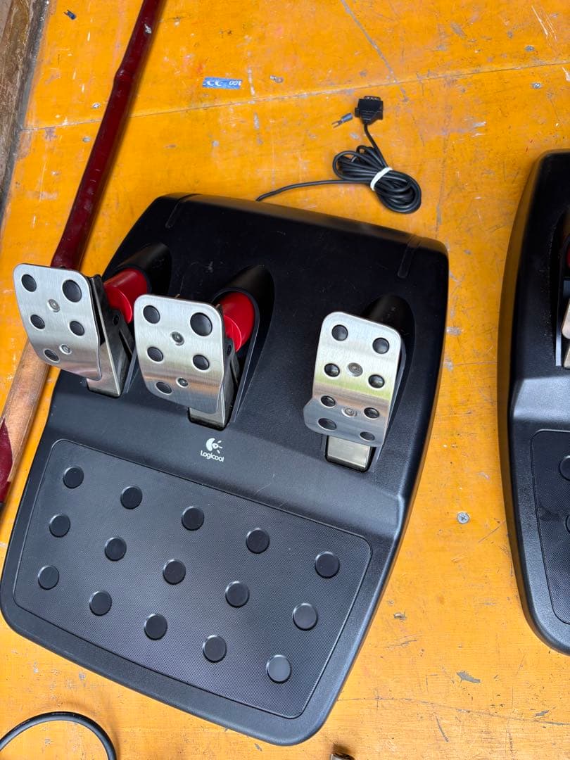 Logicool ハンドルコントローラー