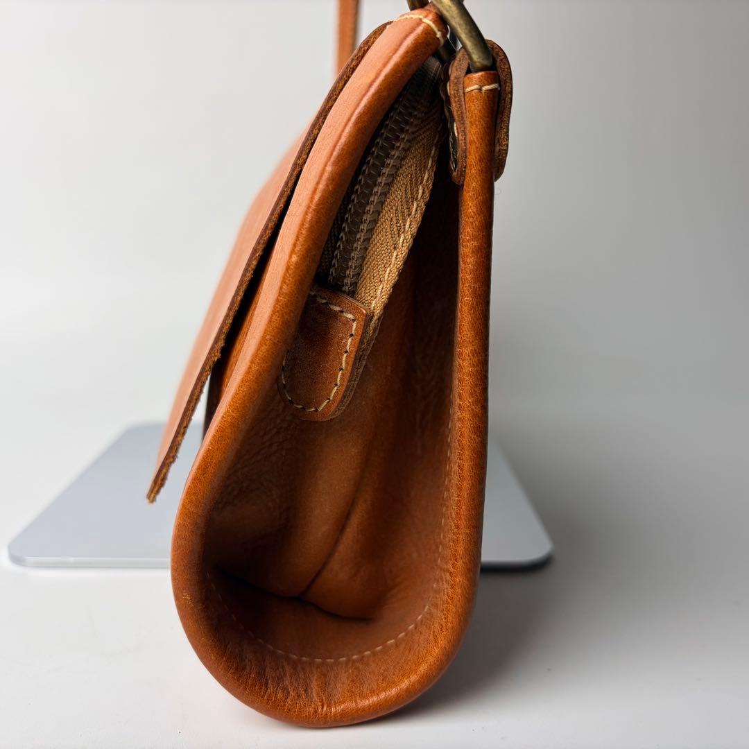 シロクマ イルビゾンテ クロスボディバッグ定番ショルダーバック