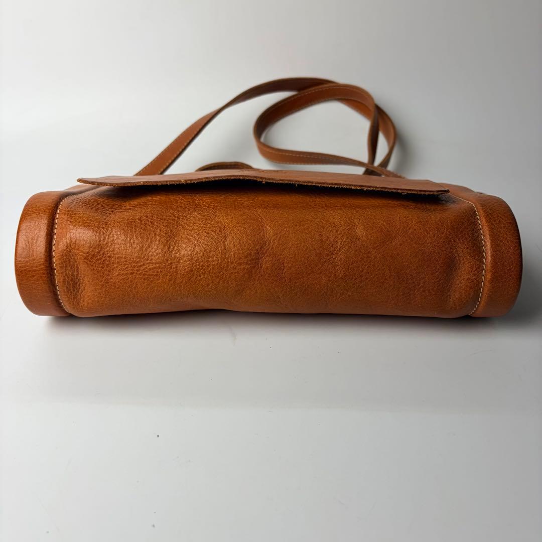 シロクマ イルビゾンテ クロスボディバッグ定番ショルダーバック